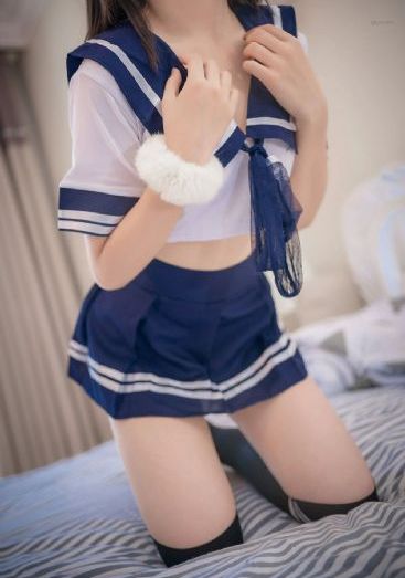 丝袜人妻剧情av_BD英语在线观看高清