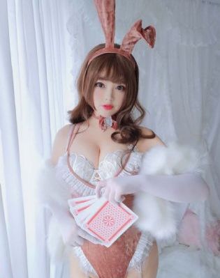 美女全裸网站免费看_BD韩语电影完整版在线观看